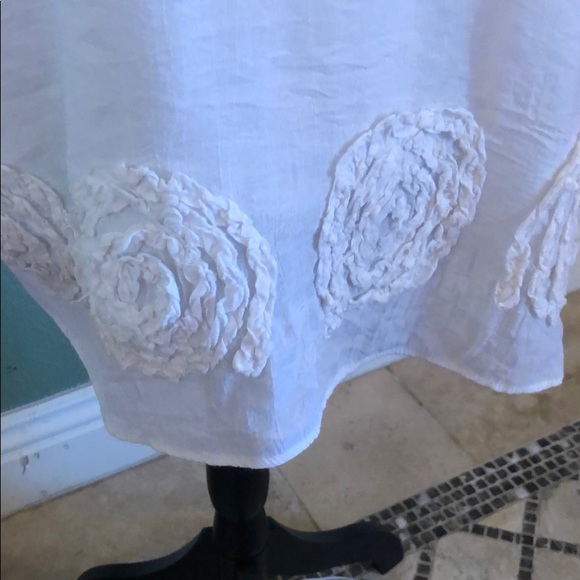 White dress - Picture 2 of 6